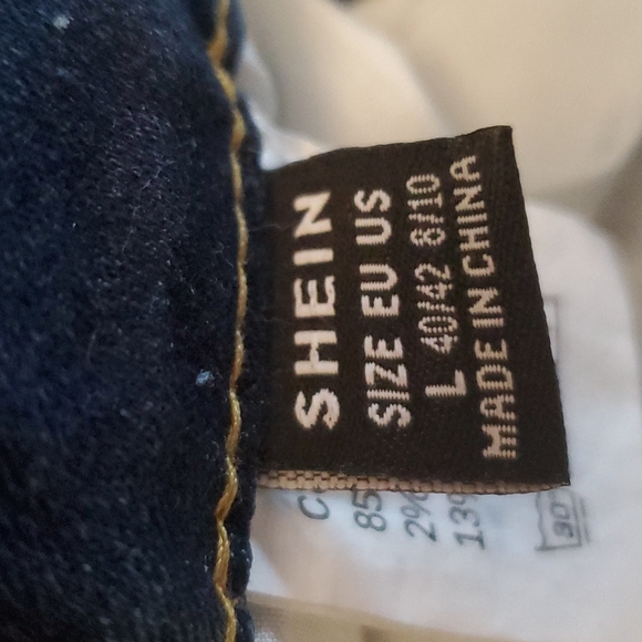 Never-worn Jean Shorts - Picture 3 of 3